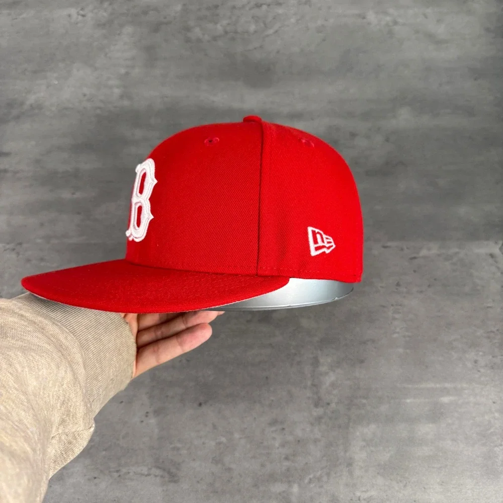 New‎ Era Boston Red Sox Hat 7 Red Pink White Fitted Cap 59FIFTY MLB Side Patch